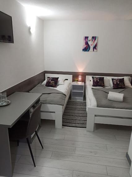 Relax Mm Banja Luka Ξενοδοχείο Εξωτερικό φωτογραφία